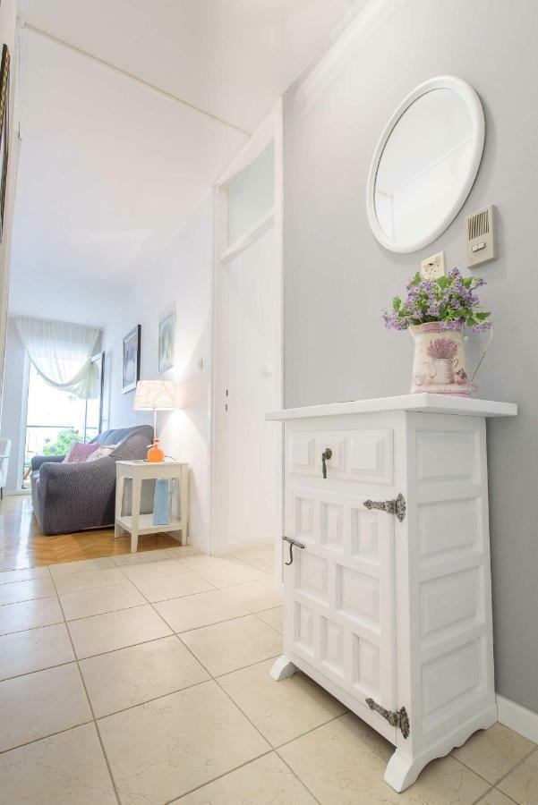 Comfortable And Stylish Apartment Split Buitenkant foto
